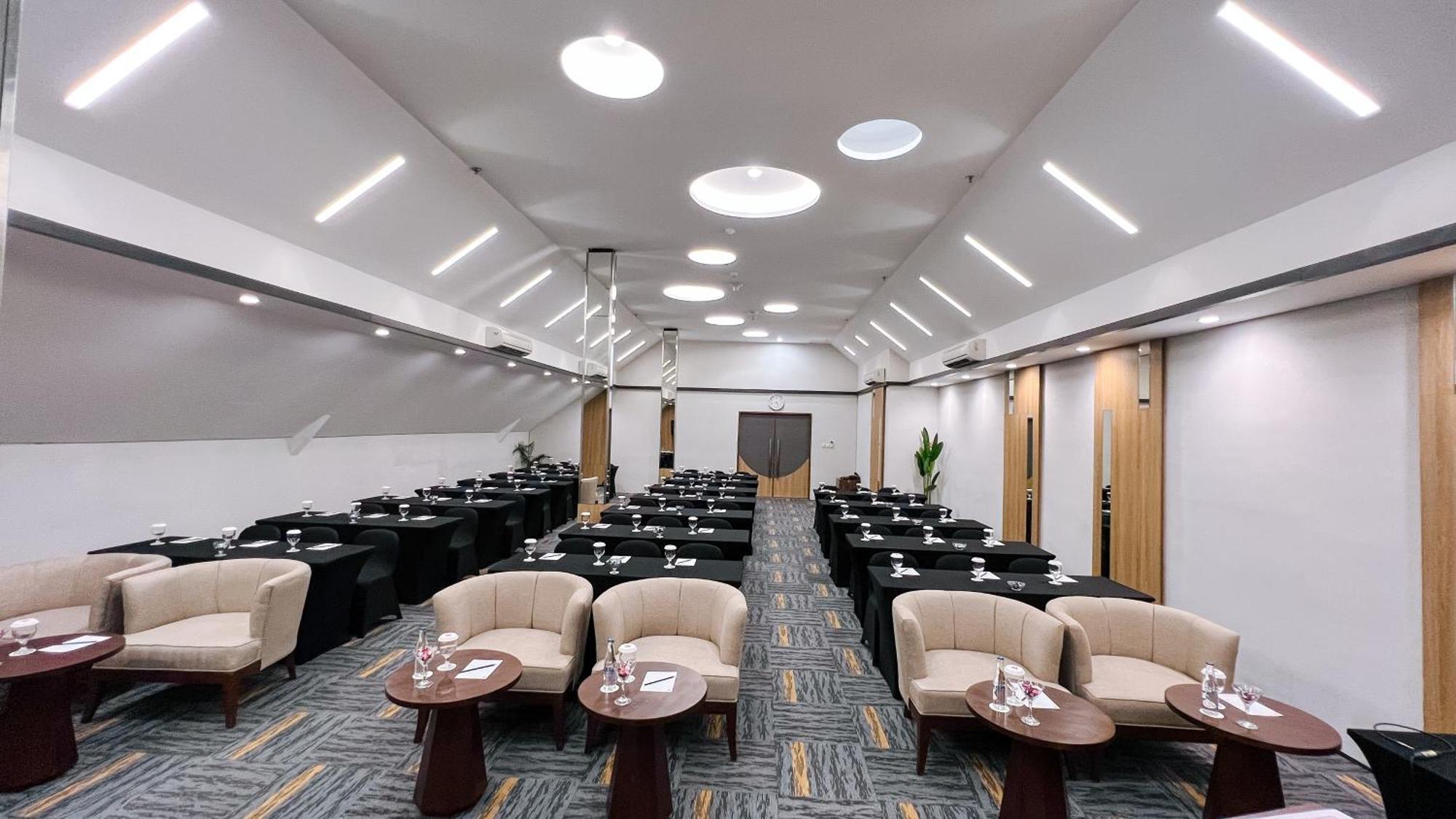 J4 Hotels Legian Kültér fotó