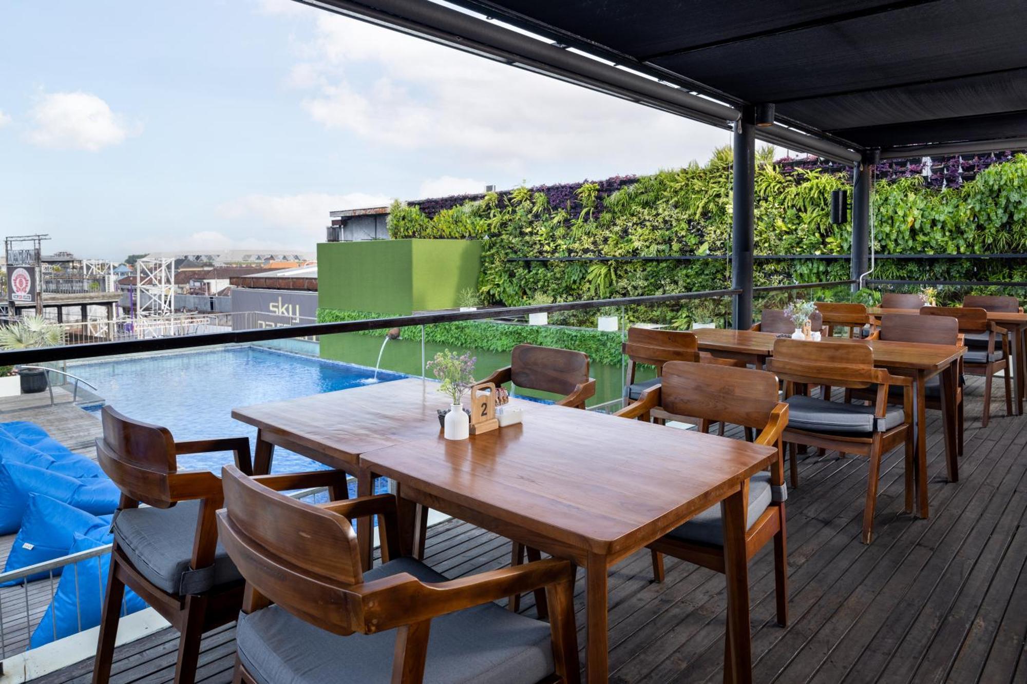 J4 Hotels Legian Kültér fotó