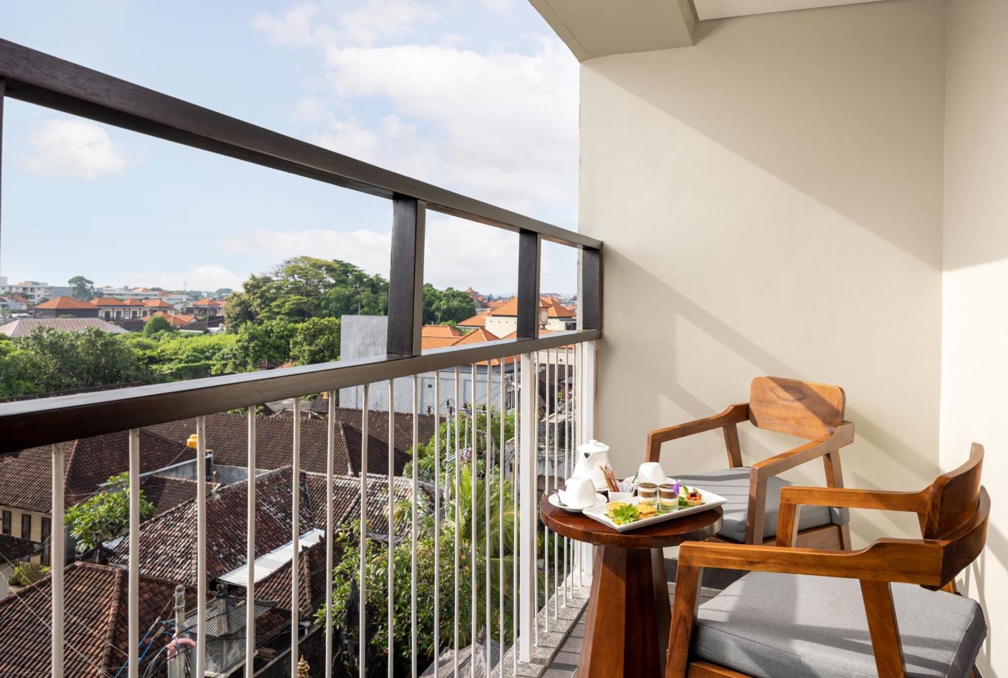 J4 Hotels Legian Kültér fotó