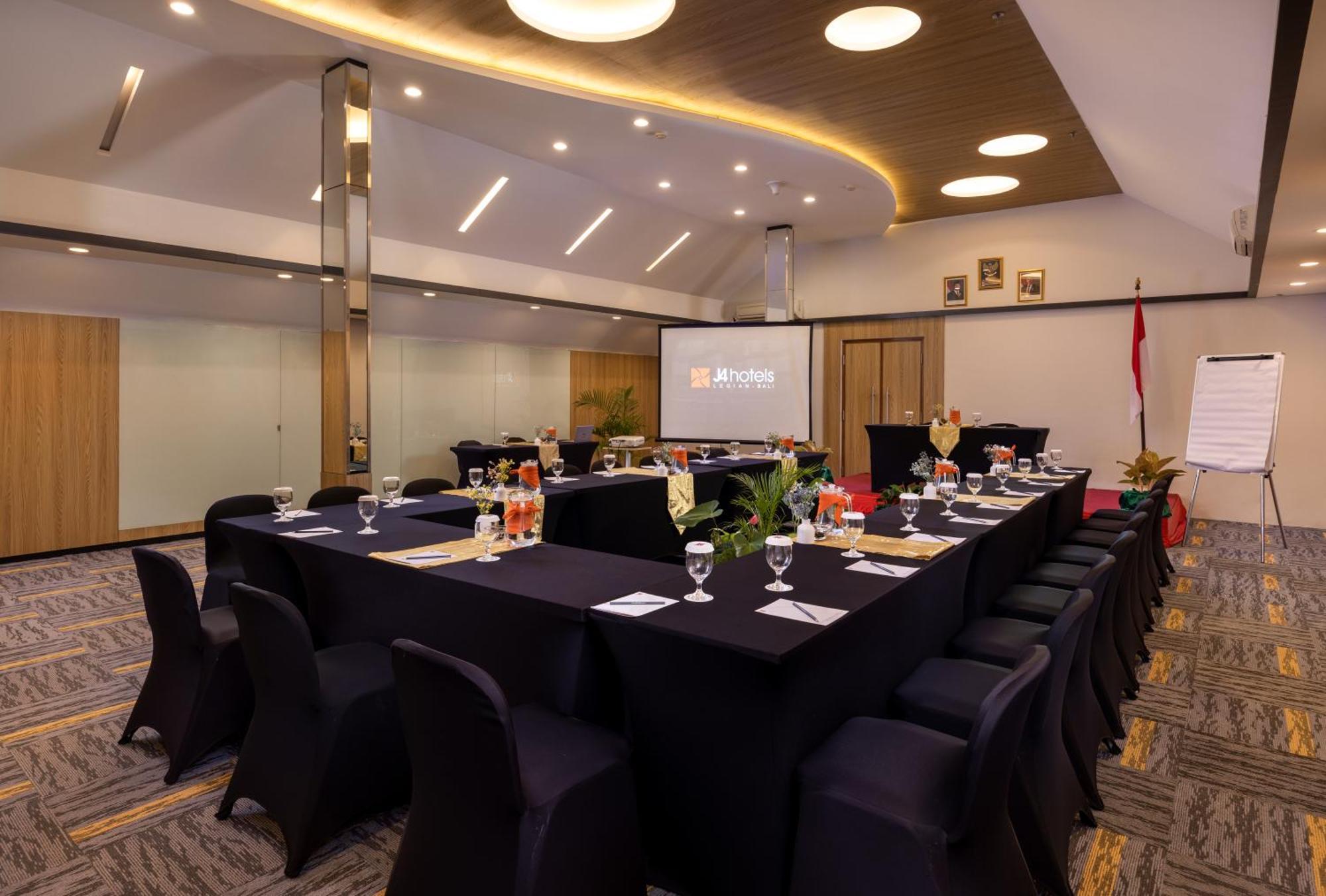 J4 Hotels Legian Kültér fotó
